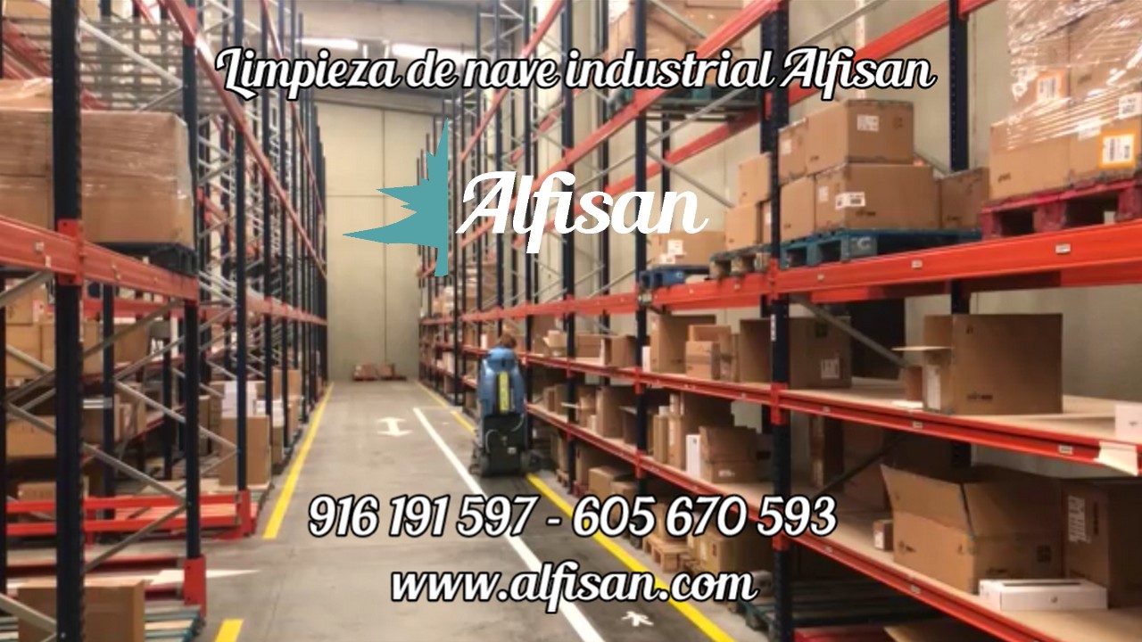 Maquina fregadora de suelos de naves industriales